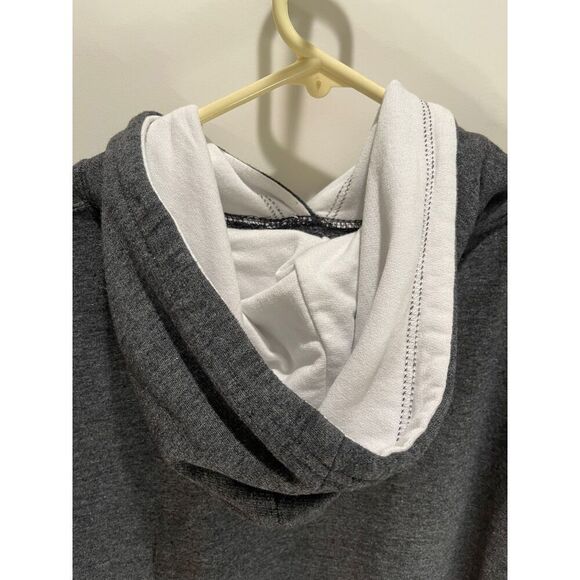 Canada Athletics gray and pink hoodie size L - Picture 5 of 5